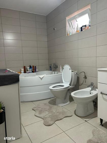 Casă cu 4 camere cu Teren 700 Mp în Ultracentral