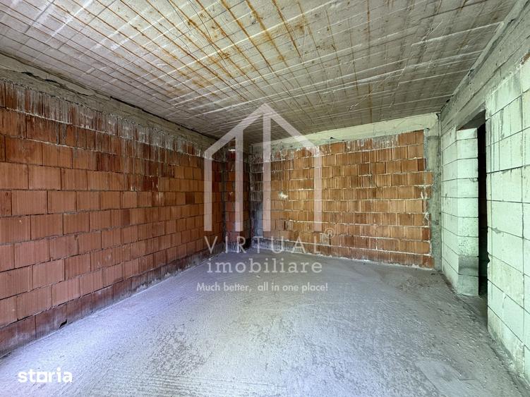 Casă cu 6 camere cu Teren 218 Mp în Central