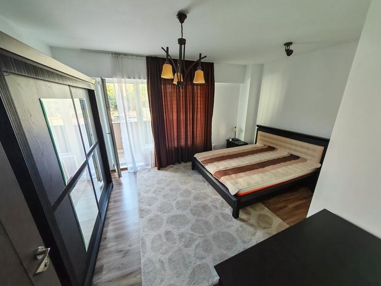 Apartament cu 2 camere semidecomandat în Dosu Bricii