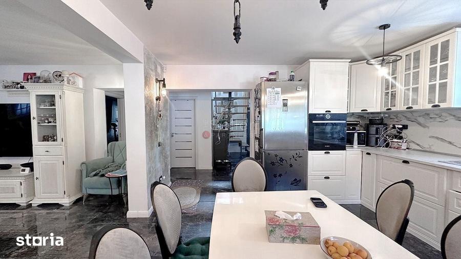 Casă cu 5 camere cu Teren 517 Mp în Dârste