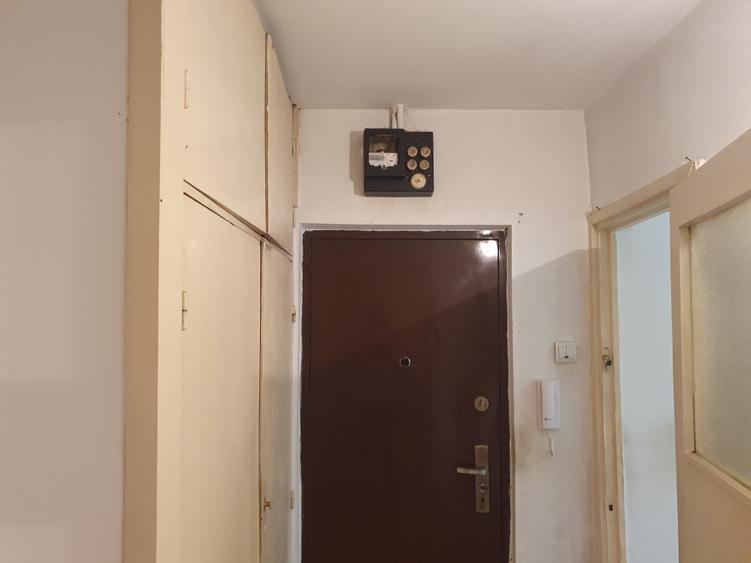 Garsonieră decomandată în Drumul Taberei