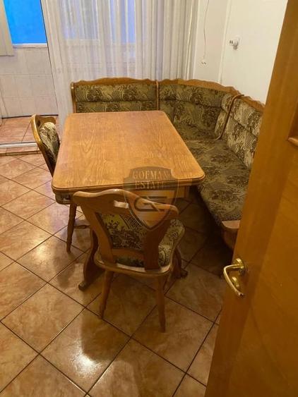 Apartament cu 3 camere decomandat în Stadion