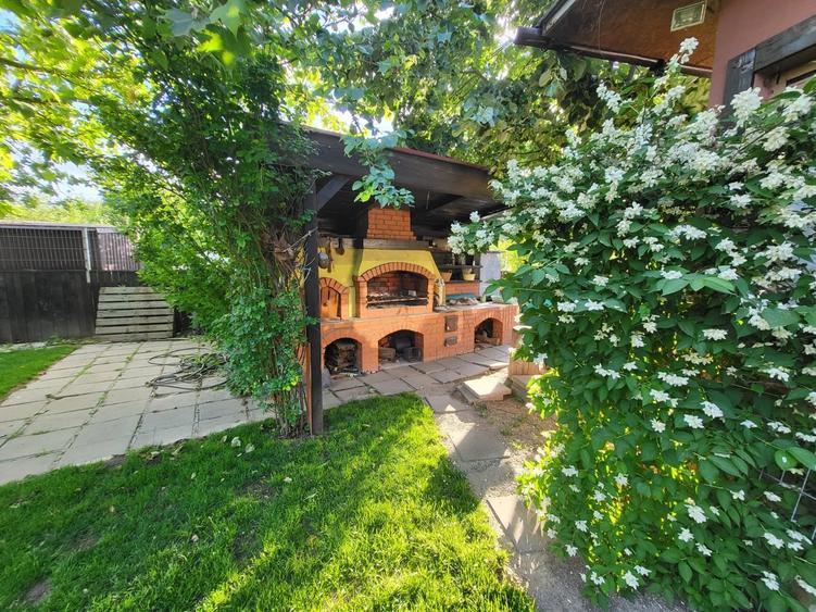 Casă individuală cu 5 camere cu Teren 650 Mp în Balotești