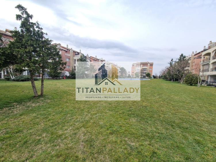 Apartament cu 3 camere decomandat în Nord-Est