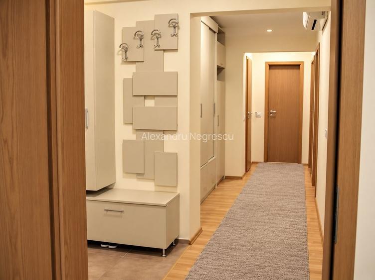 Olimpia-Centrul de Afaceri | 3 Camere | Decomandat | 2 Băi | Centrală Proprie
