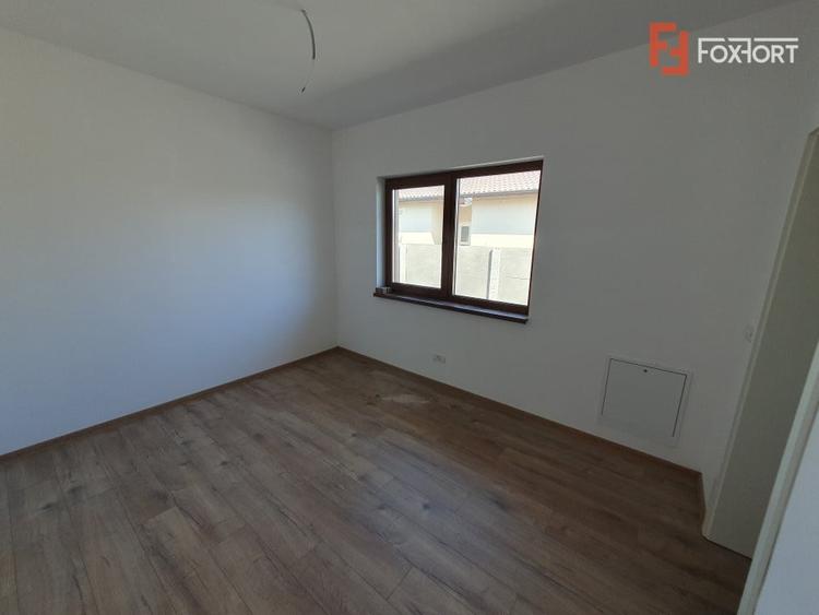 Duplex cu 3 camere cu Teren 325 Mp în Șag