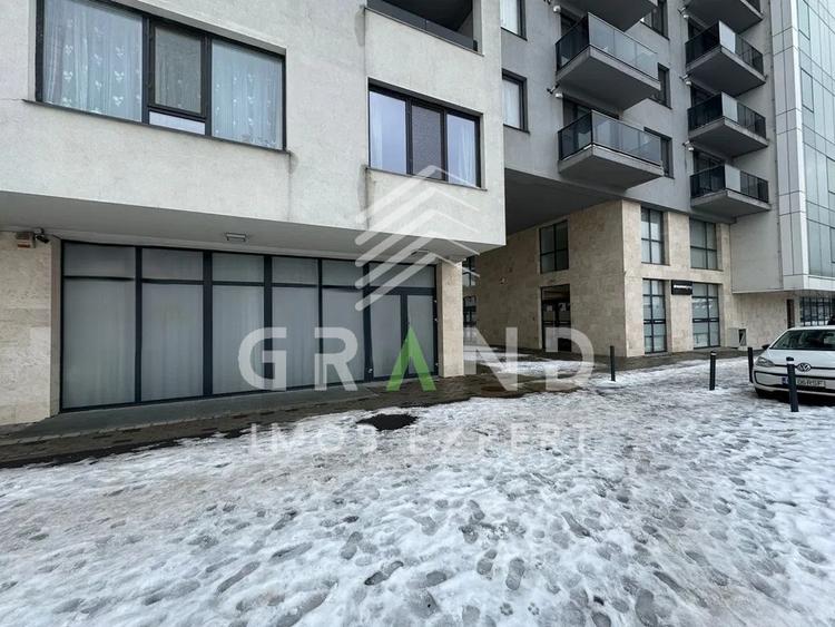 DE INCHIRIAT! Spațiu comercial în zona Piața 1 Mai - 6
