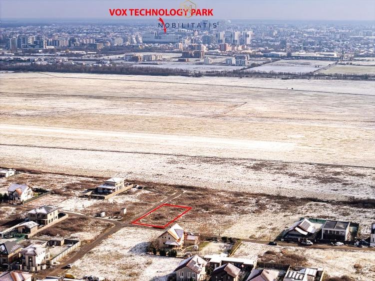 Teren Metro 2 - NORD - 2 fronturi stradale - 2