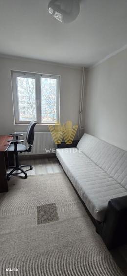 Apartament de inchiriat, cu 4 camere, zona Dacia - 7