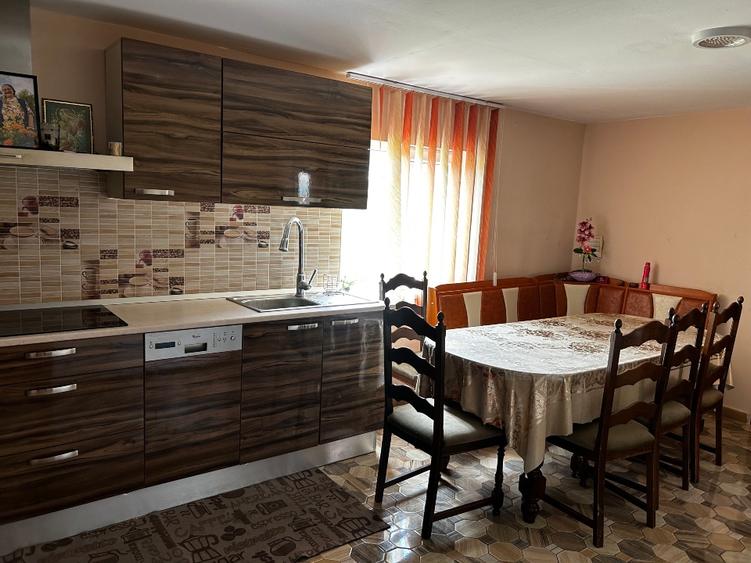 Casă de vânzare la țară  - 10