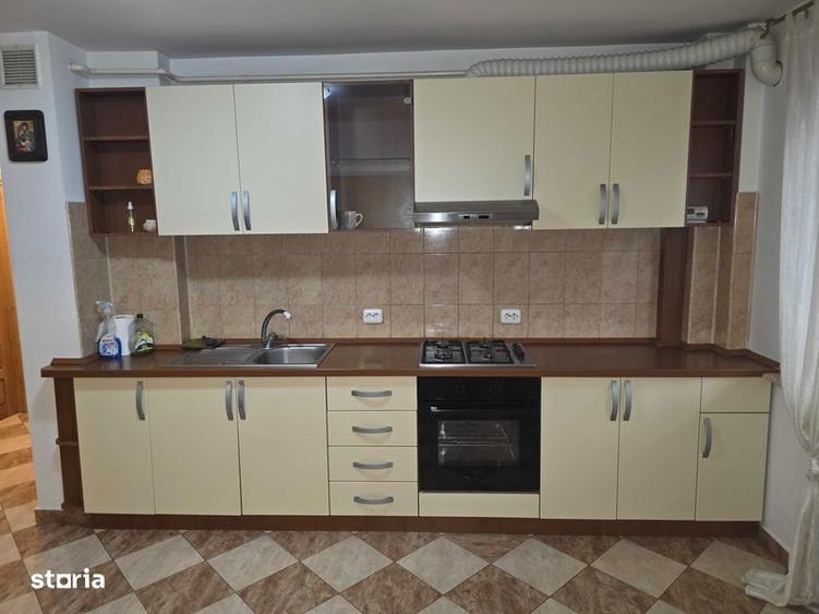 Apartament cu 3 camere modern si spatiis in Gavana / Piata / Stradal - 2