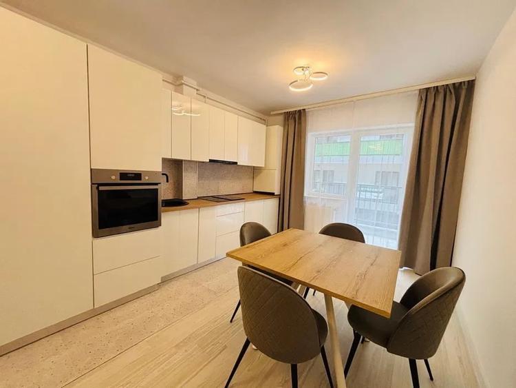 Apartament cu 2 camere, 55 mp, balcon, zona Terra - 4