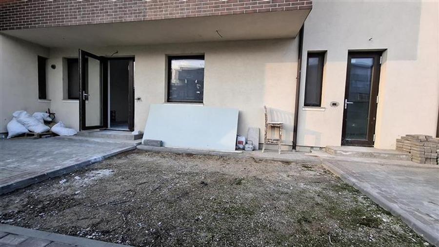 Casa noua + spatiu comercial + spalatorie auto - 19