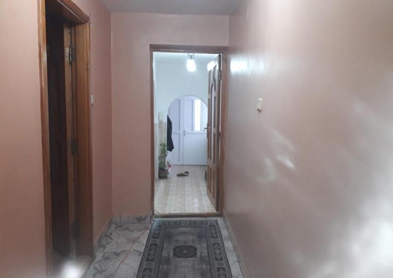 Casa / Vila ( D+P+E ) Zona Sfantu Ilie - Intrare - 5