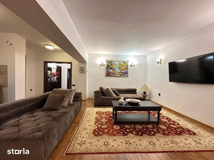 Apartament cu 3 camere în Mazepa 2