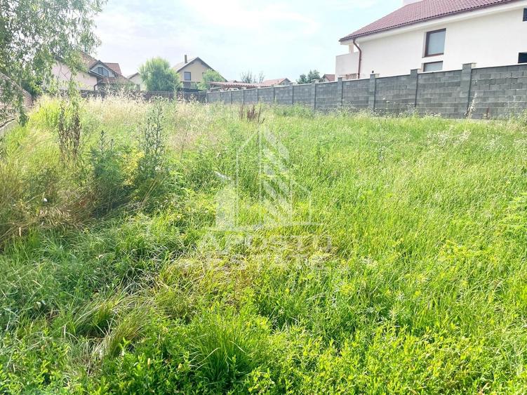 Teren intravilan, zona de vile, in Livada - 2