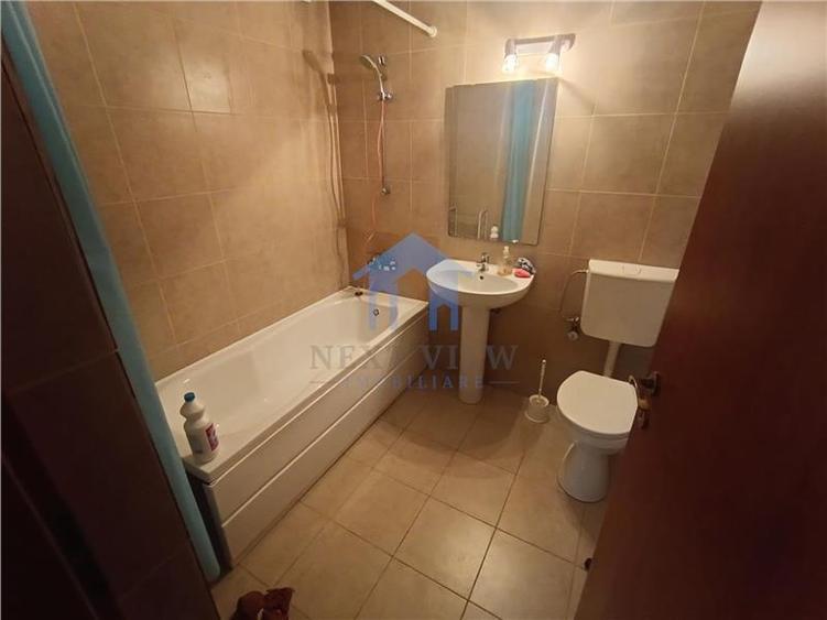 Apartament 3 camere, UMF - 2