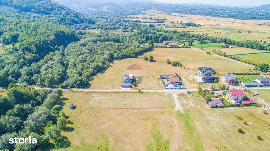Teren de 1205 mp, în Glăjărie