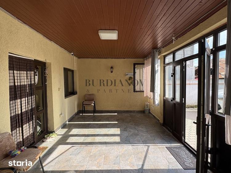 Casa cu 5 dormitoare + Garaj - Islaz - Comuna Brane?ti - 13