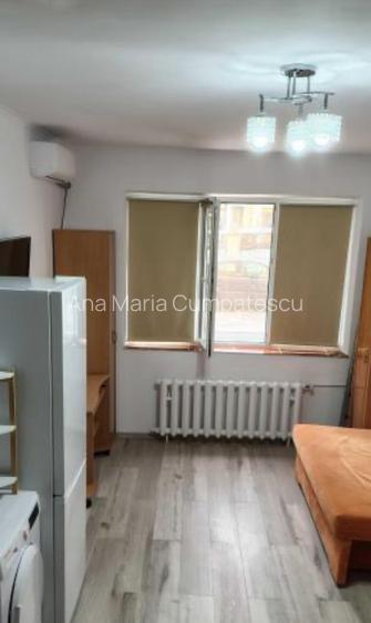 Garsonieră  zona  Cet mobilată utilată 20 mp