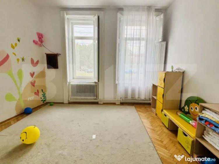 Casa 10 camere, 170 mp, zona Lunei - 4