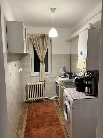 Apartament cu 2 camere, decomandat, etaj 2/4, zona Podu Rosu - 4