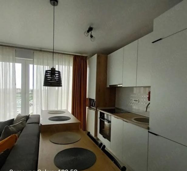 Apartament cu 2 camere decomandat, mobilat în Parcul Carol