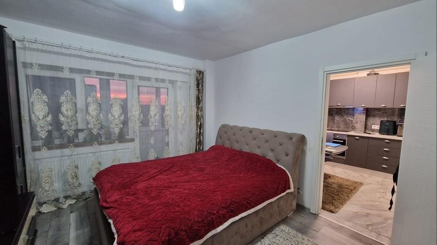 De Vanzare, Apartament 3 Camere, Etaj intermediar cu lift Comision 0 - 5