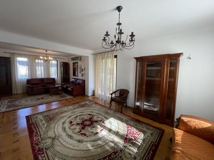 Curtea Domneasca, vila individuala, 6 camere, 3 bai, garaj, mobilata si utilata. - 6