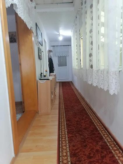 Vand casa in apropierea ora?ului Re?i?a! - 14