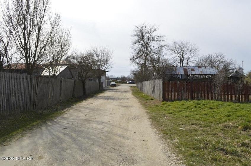 Suseni - Teren intravilan rezidential, suprafata 4000 mp! - 13