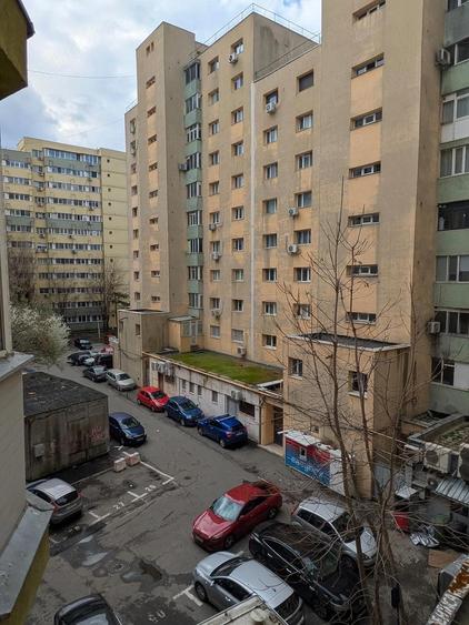 Apartament cu 2 camere renovat, langa Mega Mall - 10