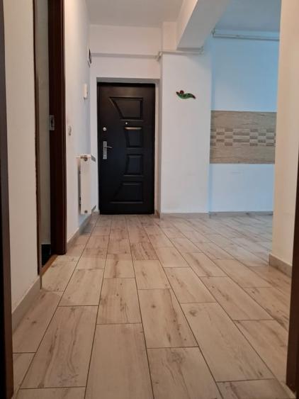 Apartament decomandat Bloc NOU - zona Milcov - 14