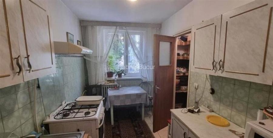 Vanzare Apartament Decomandat Bd.Ctin.Brancoveanu Vanzare Apartament Decomandat Bd.Ctin.Brancoveanu