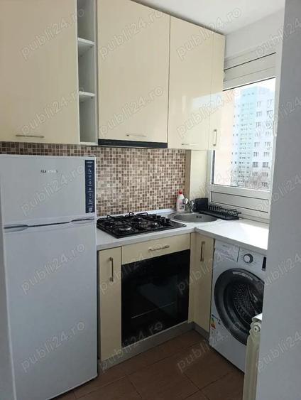 garsoniera dristor-metrou la scara blocului-modern - 5