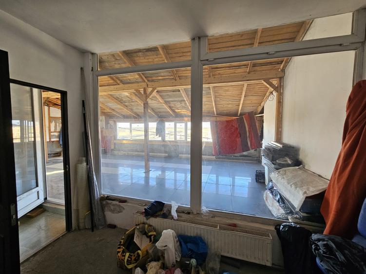 Casă mare, 400 mp utili, P+E+M, Timișoara, zona Mehala, comision 0% - 19