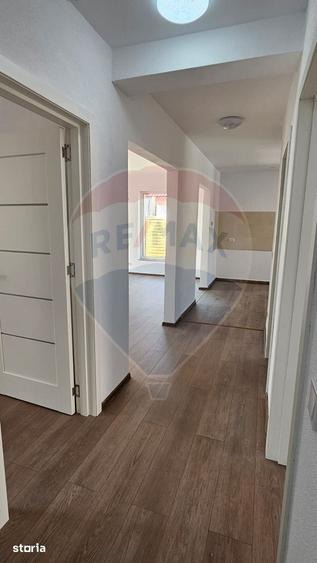 Casă cu 3 camere cu Teren 300 Mp în Central