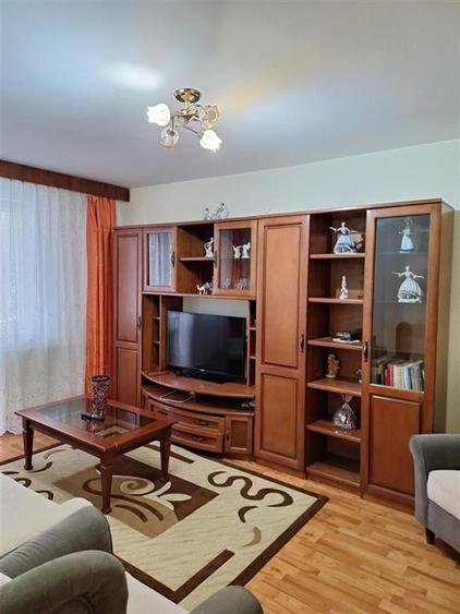 Apartament de 2 camere, mobilat si utilat, zona Astra - 1