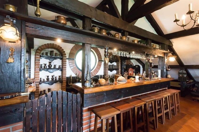 Vila pe malul Lacului Snagov, Piscina, 2 Foisoare, Garaj - 21