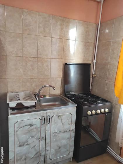 garsoniera etj 3 zona Dacia - 5