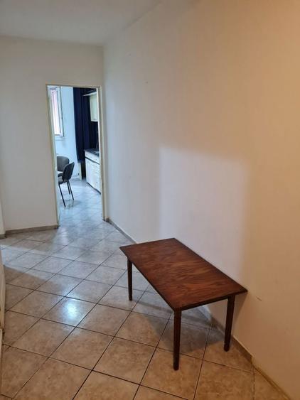 Inchiriez apartament cu o camera - 6