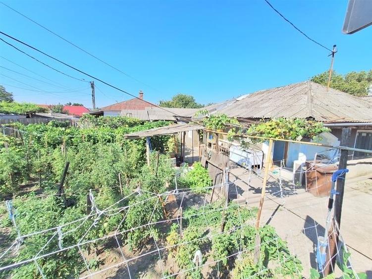 Teren 371 mp curti constructii+casa 5 camere si anexe, zona Izvoare - 22