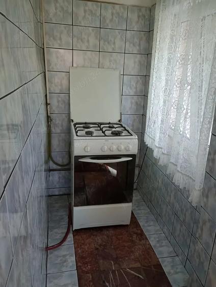 Casa de vanzare 3 camere - 9