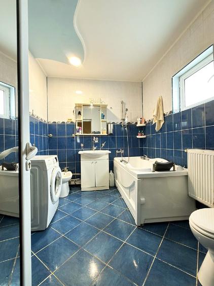 Casa de vanzare P+1+M(P+1-225mp+mansarda-110mp), 2014, Galati, str. Dochiei - 3