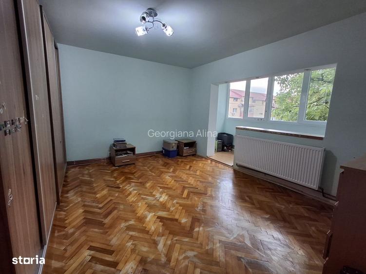 Apartament cu 3 camere decomandat în Aradului Apartament cu 3 camere decomandat în Aradului