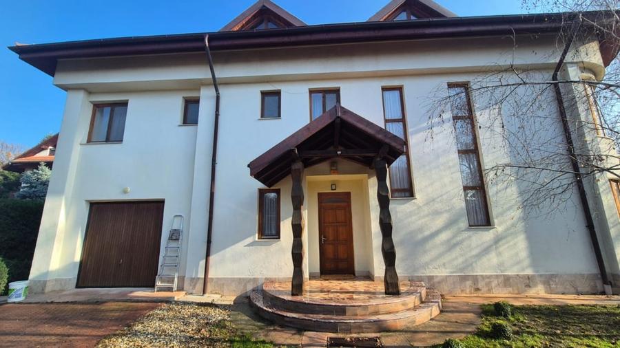 Vila Lux Individuala 6 camere, Garaj & Piscina & Terasa SU 300 mp, Teren 800mp - 1