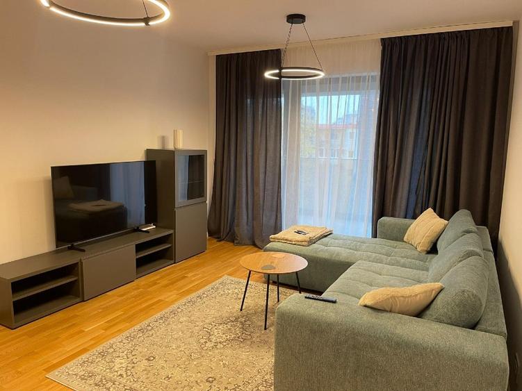 Centrul Civic - apartament 2 camere - balcon 12 mp - loc de parcare subteran - C - 1