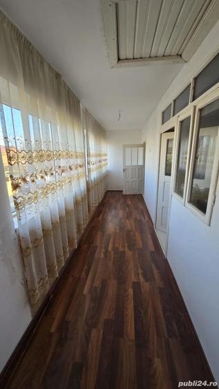 Vila frumoasa spre vanzare 9 camere - 10