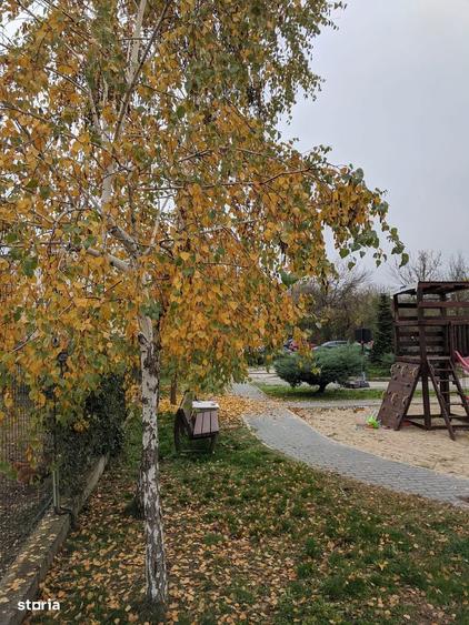 Garsoniera Spa?ioasa la Curte - 14