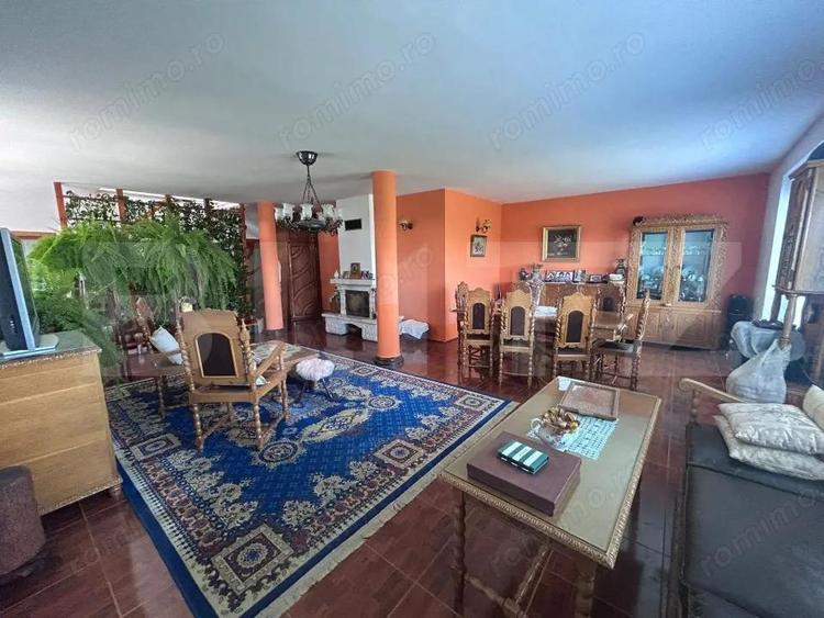 Casa cu incalzire in pardoseala si 17.000 mp teren, sat Oboga - 8